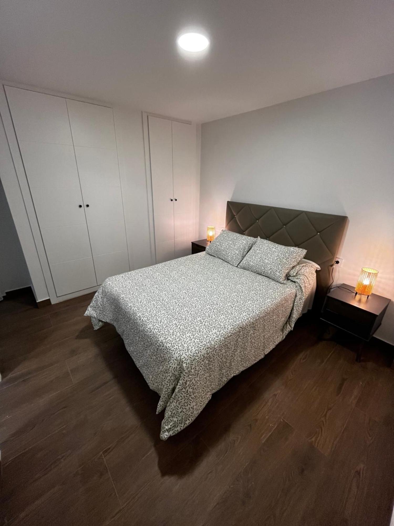 Apartamento Argote De Molina Севілья Екстер'єр фото