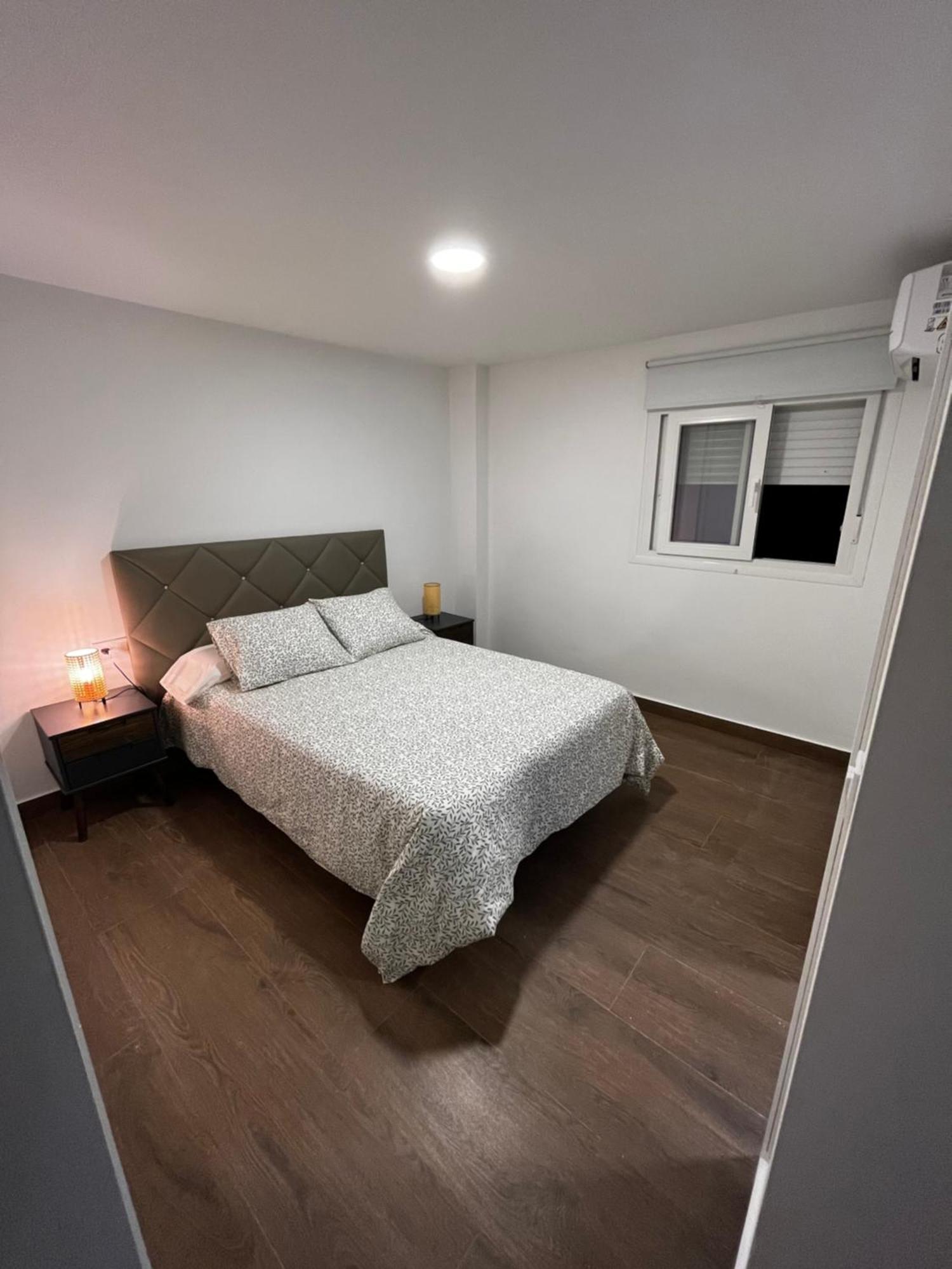 Apartamento Argote De Molina Севілья Екстер'єр фото